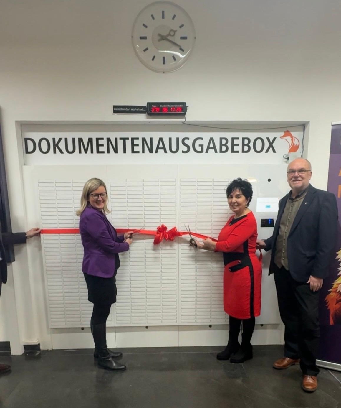 Reinickendorfs Bezirksbürgermeisterin Emine Demirbüken-Wegner (CDU) begrüßte zur Eröffnung Berlins Staatssekretärin für Digitalisierung und Verwaltungsmodernisierung, Martina Klement.