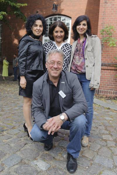 Emine Demirbken-Wegner, Prsidiumsmitglied der CDU; Sanem Kleff, Leiterin von Schule ohne Rassismus  Schule mit Courage und Vorstandsvorsitzende des Trgerverens Aktion Courage e.V.; Nurdan Ktk-Chung, Lehrerin an der Katharina-Heinroth-Grundschule in Berlin
2014 Aris Papadopoulos