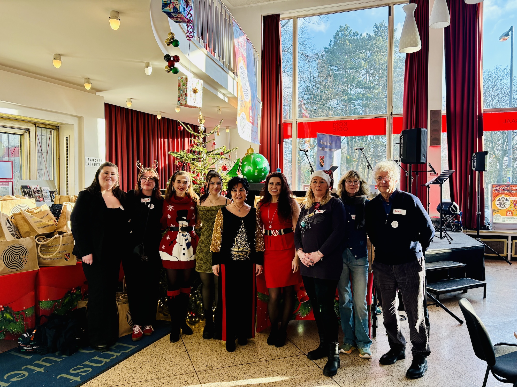 Reinickendorfer Einsamkeits-Weihnachtsessen 2025 - ein festlicher Abend in Gemeinschaft